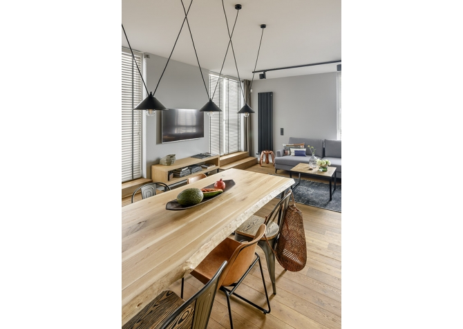 Lampa Origins TRICONE