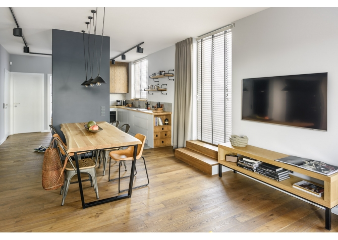 Lampa Origins TRICONE