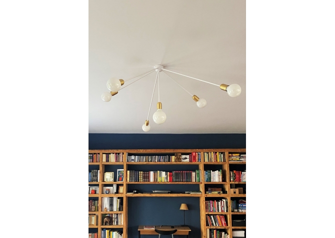 Lampa Drapak - Biały połysk - Mosiądz szcotkowany