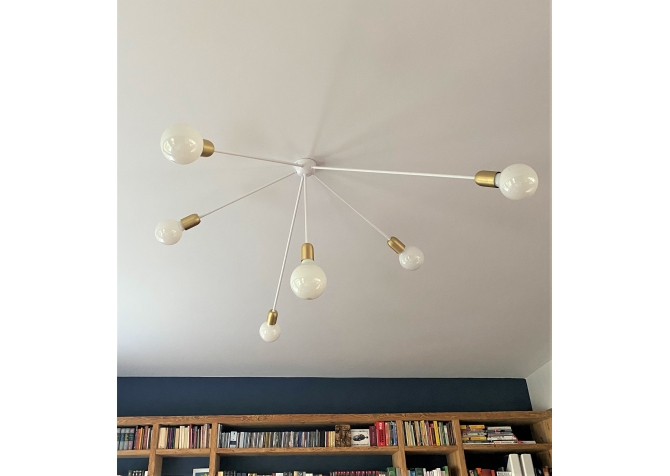 Lampa Drapak - Biały połysk - Mosiądz szcotkowany