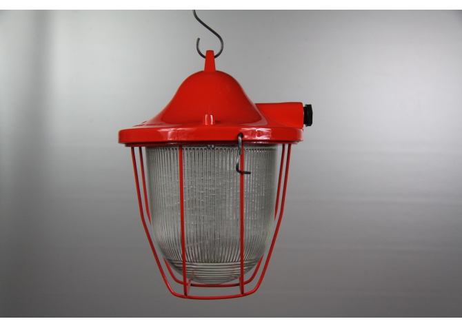 Lampa restaurowana C-100 Czerwona