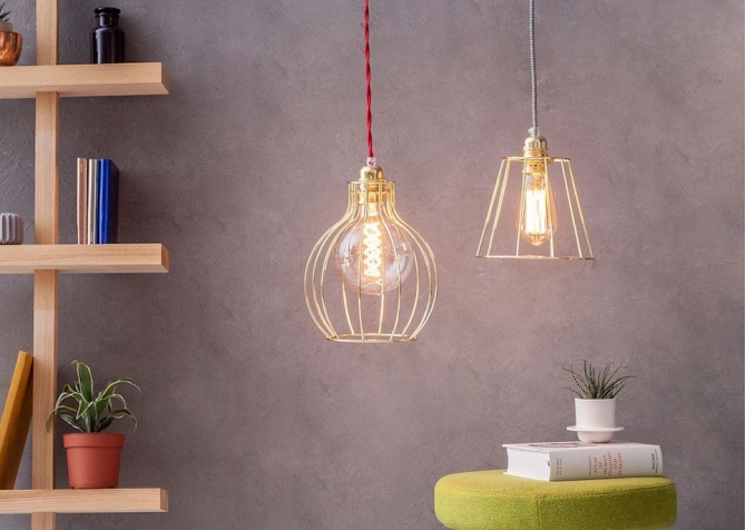 Lampa z klatką W2 -