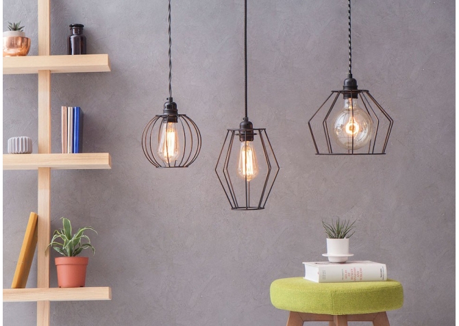 Lampa z klatką W4 -