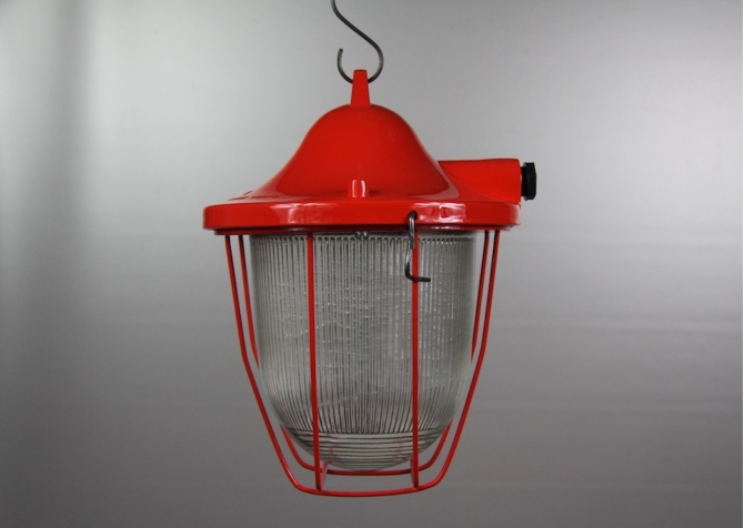 Lampa restaurowana C-100 Czerwona
