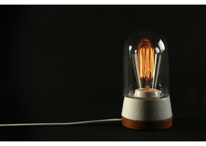 Lampka restaurowana biurkowa 01