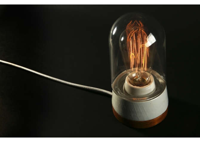 Lampka restaurowana biurkowa 01