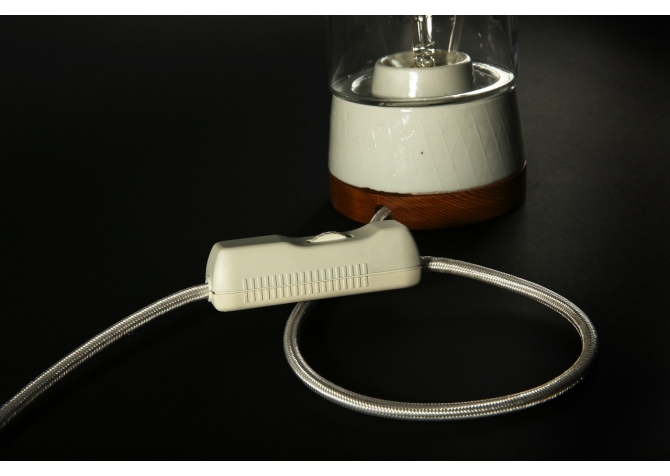 Lampka restaurowana biurkowa 01