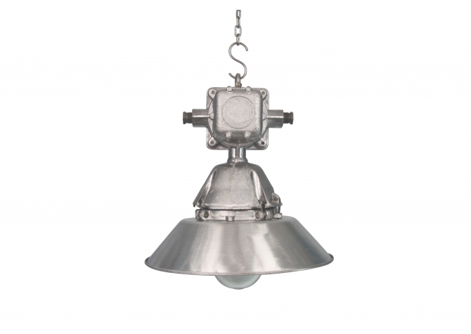 Lampa restaurowana 02 Poler