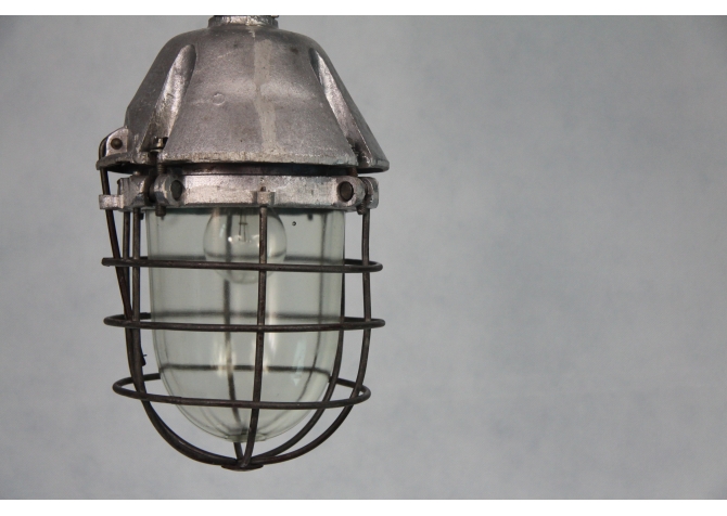 Lampa restaurowana 02 Poler