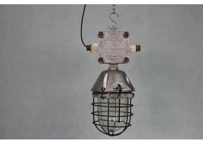 Lampa restaurowana 02 Poler